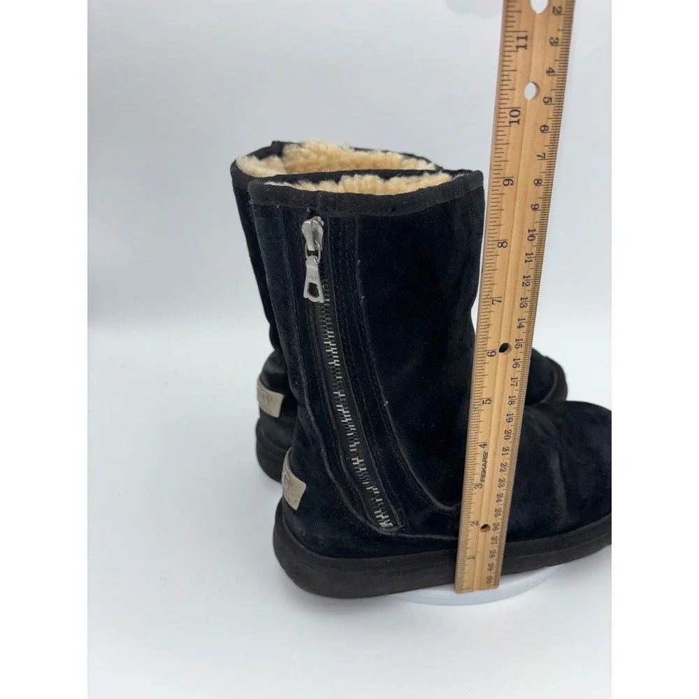 UGG australia black